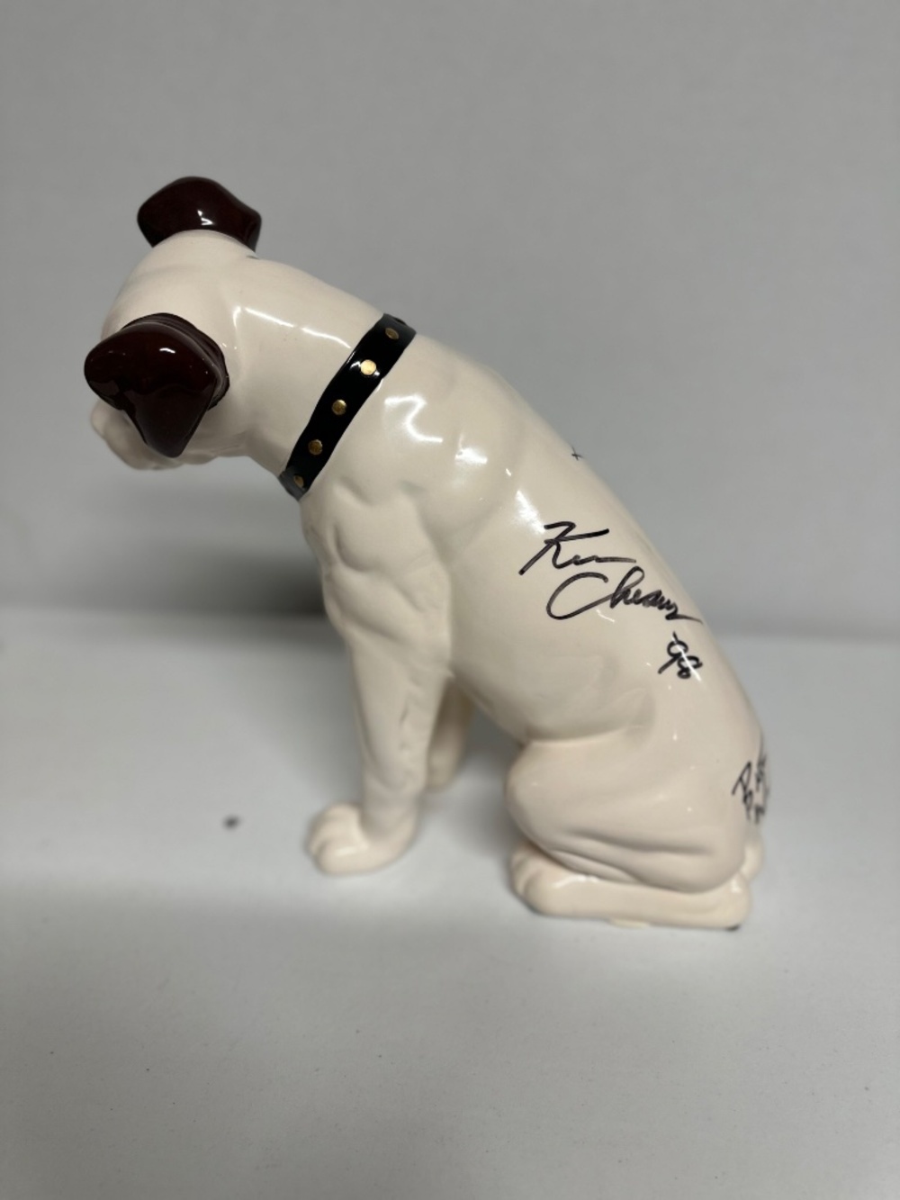 RCA “Kenny Chesney Autographed” Nipper Dog (VINTAGE)